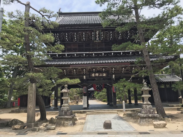 4.智恩寺山門